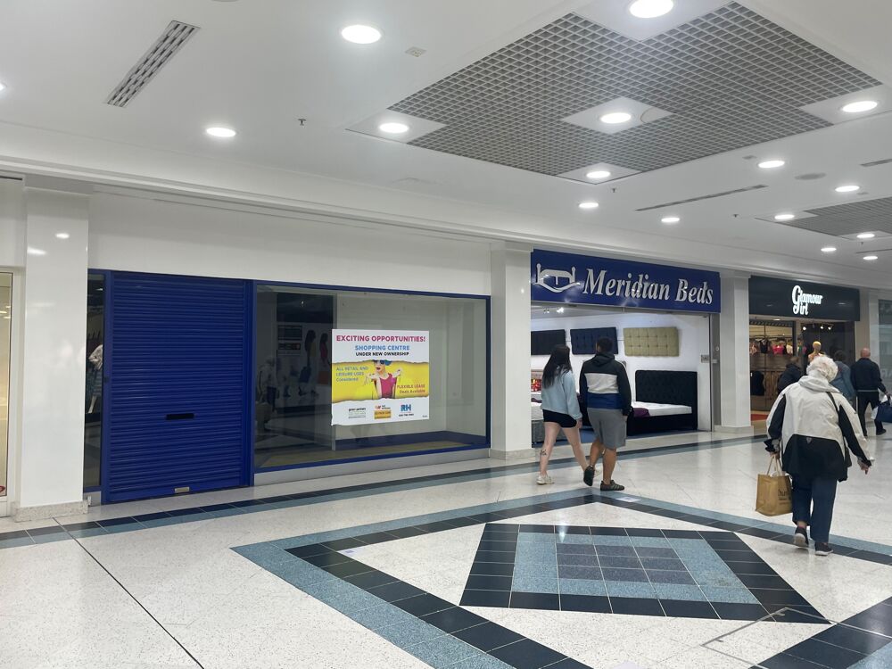 Unit 40 (12 Westbury Mall) Fareham Shopping Centre, Fareham