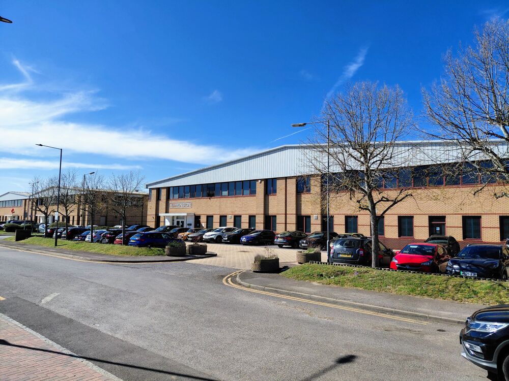 Unit 5 Thorpe Industrial Estate Alpha Way, Egham