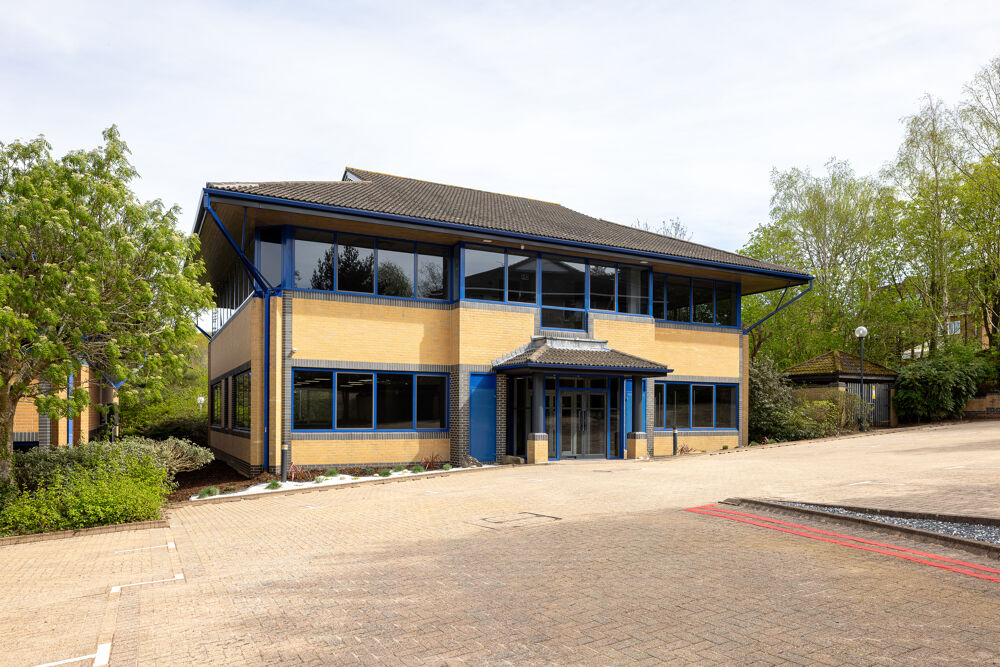 1590 Parkway, Fareham