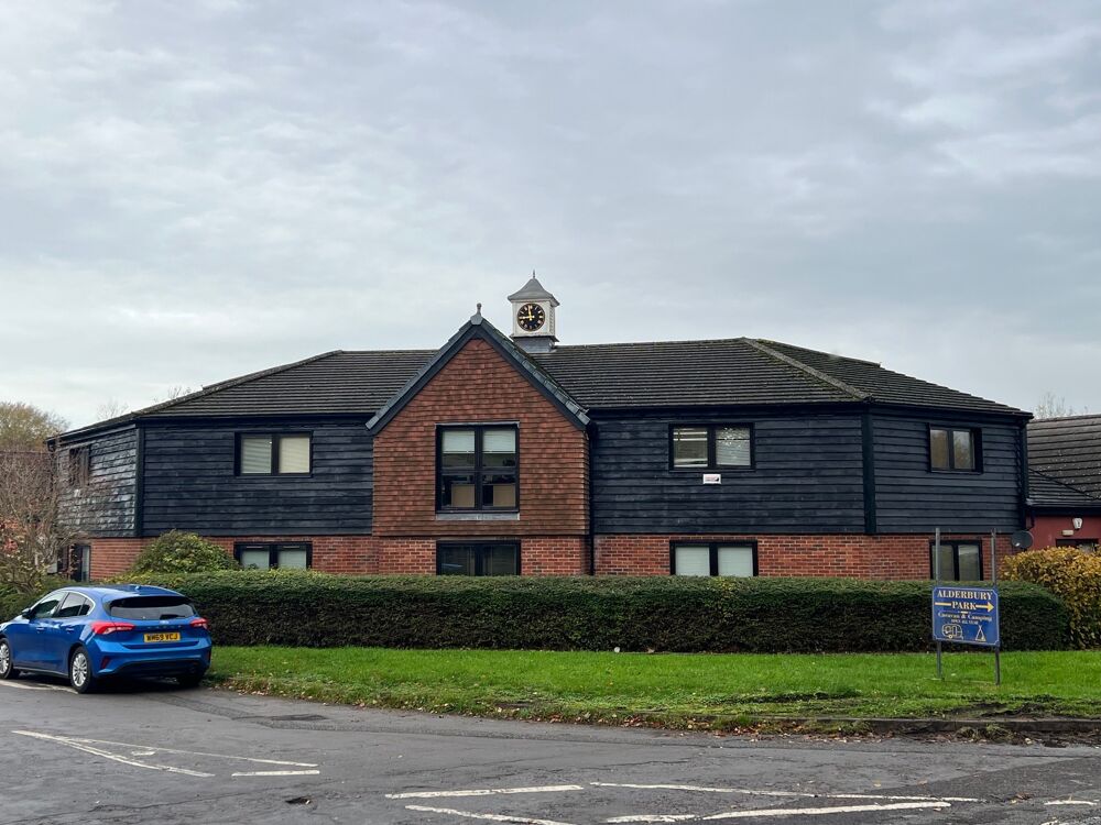 Clock Tower – 4 Oakridge Office Park, Whaddon