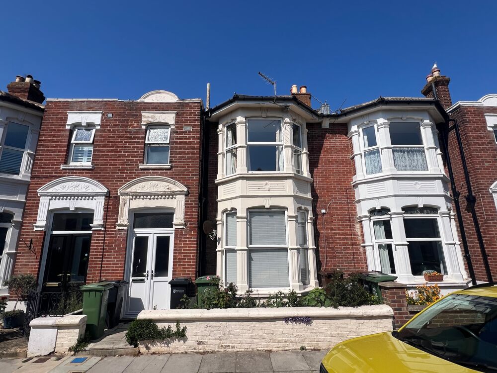 117 Festing Grove, Southsea