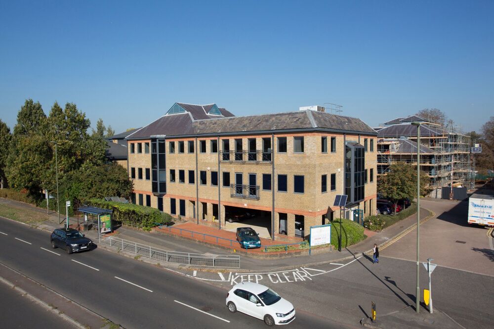 Swan Court, Staines-upon-Thames