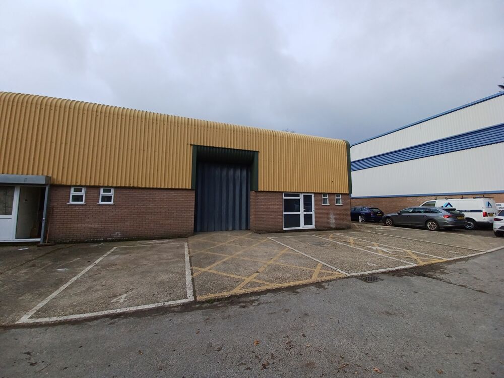 Unit 4 Victory Close, Woolsbridge Industrial Estate, Wimborne